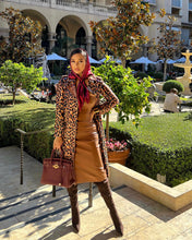 Load image into Gallery viewer, Out for Lunch Look