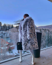 Load image into Gallery viewer, Cruella Look