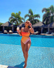 Load image into Gallery viewer, Colada Mama Look